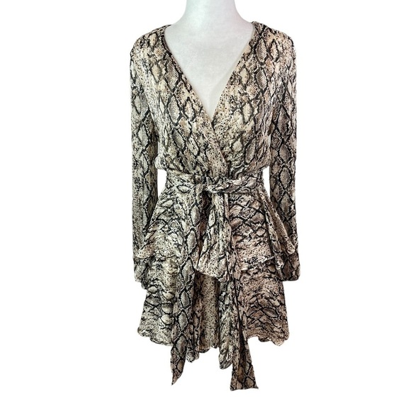 Do+Be Long Sleeve Surplice V Neck Snakeskin Print Ruffle Skirt Mini Dress NWT - Picture 4 of 16